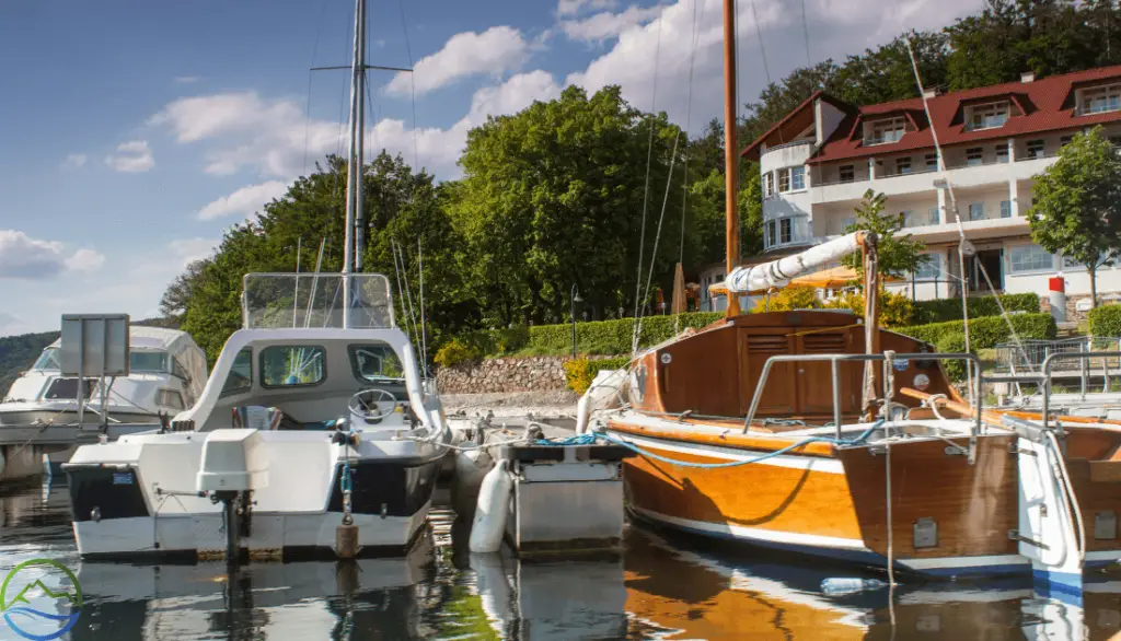 party boat rentals lake winnipesaukee